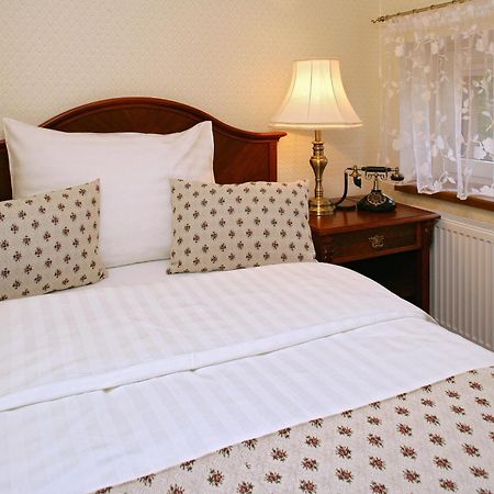 Hotel Mertin Chomutov Eksteriør billede