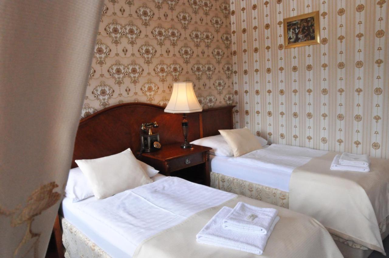 Hotel Mertin Chomutov Eksteriør billede