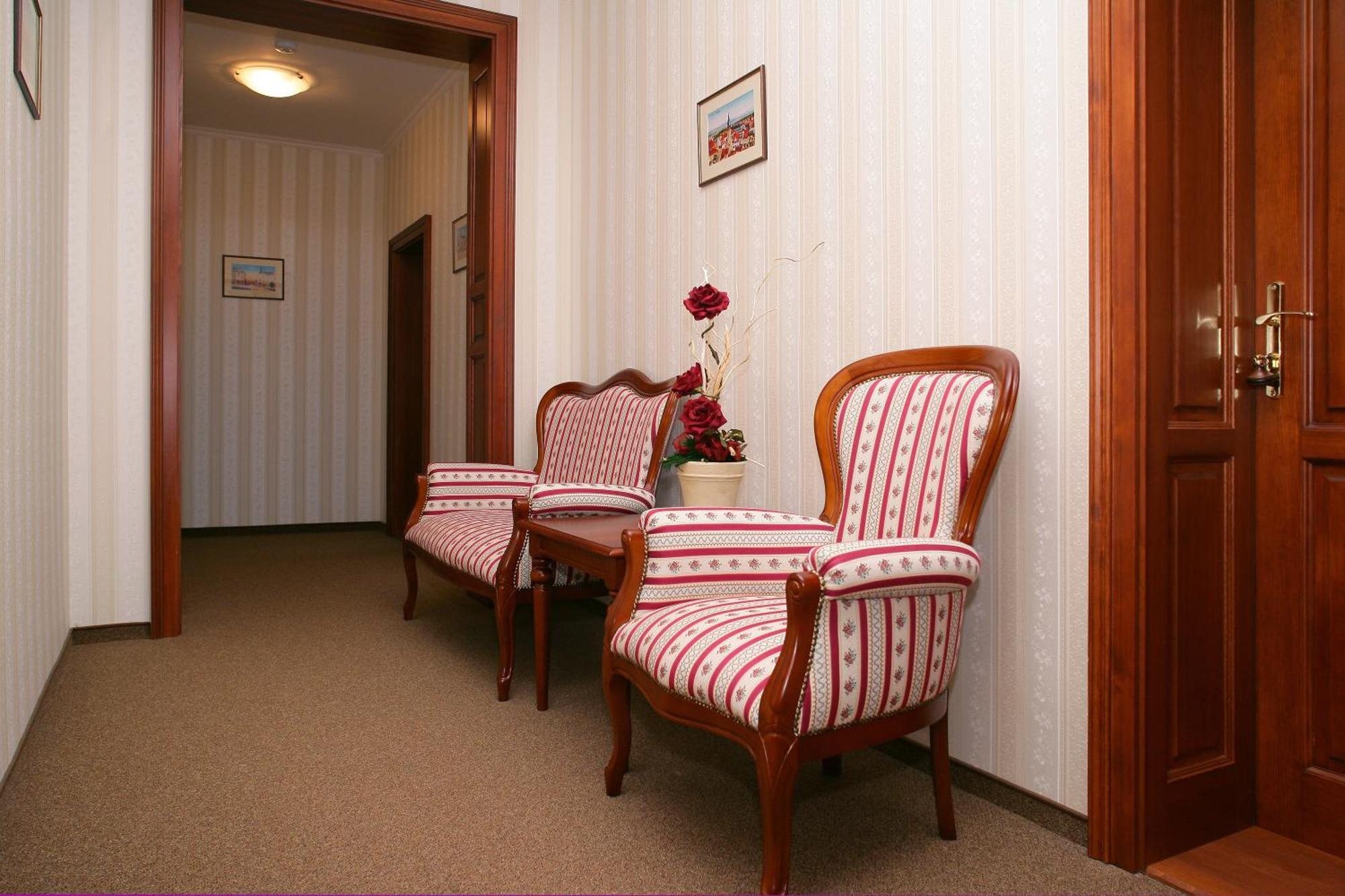 Hotel Mertin Chomutov Eksteriør billede